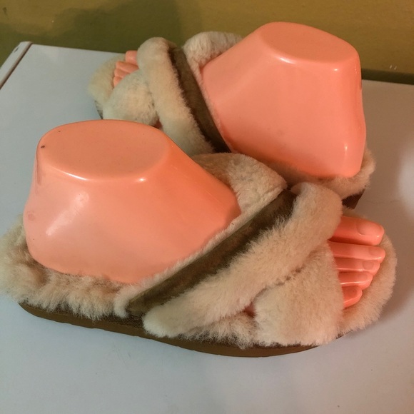 UGG Shoes - UGG Abela Chestnut 🌰 Sheepskin Suede Slippers sz5